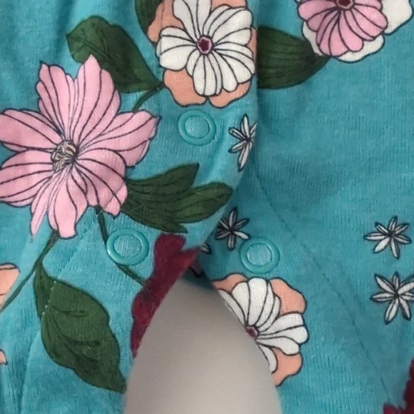 Carter's Infant (3M)  2 Pc. Turquoise Floral Onesie/Footie & Cap - Picture 2 of 6